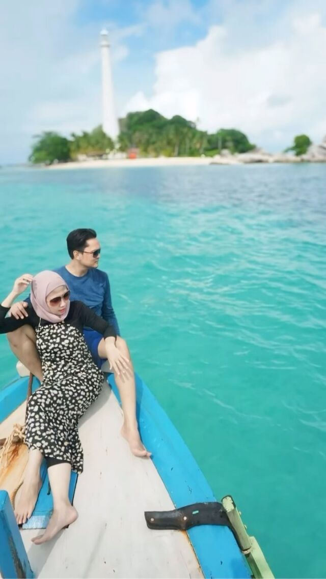 Thank You Ms Dyah & Partner For Join Private Tour Island Hopping Periode Januari 2024  with @travelbelitungcantik 🙏🙌
.
.
Belitung Paket Tour FIT Kami :
✔️Belitung Paket Tour Reguler 2D1N, 3D2N, 4D3N 
✔️Belitung Paket Super Hemat 2D1N, 3D2N 
✔️Belitung Paket Keluarga (Family) 3D2N, 4D3N 
✔️Belitung Paket Honeymoon 3D2N
✔️Belitung Paket Exclude Meals (Tanpa Makan) 3D2N
✔️Belitung Paket One day trip Hopping island 
✔️Belitung paket One day trip leebong island 
✔️ Rent drone + video creations
〰〰〰〰〰〰〰〰〰〰〰〰〰〰〰〰〰
Need more information interesting ?
Dont forget to our officially contact person :
📞/Whatsapp : 0812-7330-3330 / 0819-4925-5430
Id line : belitungcantiktravel
🌎: belitungcantiktour.com
🌏: pakettourbelitung.net
🌏: rentalmobilbelitung.net
.
.
#pakettourbelitung #jelajahindonesia #belitung #new #belitungtrip #belitungisland #bangkabelitung #opentrip #negerilaskarpelangi #traveller #jalanjalan #newyear #destinasidunia #pulaucantik #privatetour #promoopentrip #travelbelitungcantik #jejakpetualang #liburanbelitung #lingkarindonesia #pesonaindonesia #pesonanusantara #jalanjalan 
#travel #traveltheworld #traveltheworld #travelingindonesia #indonesia #travelbelitung #beautifuldestinations #familytrip #belitungitucantik